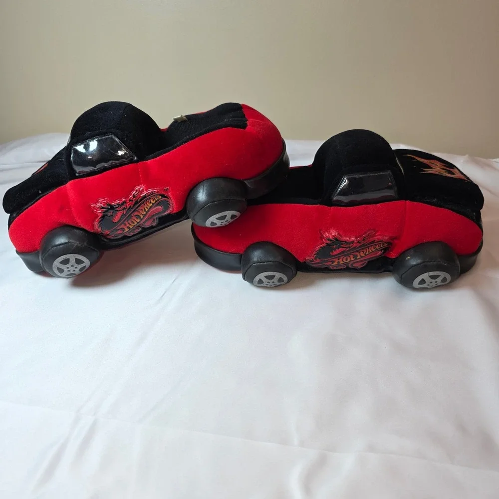 Vintage 2001 Hot Wheels Kids Plush Car Slippers Red Black 3D Race Car Size 4-5 L